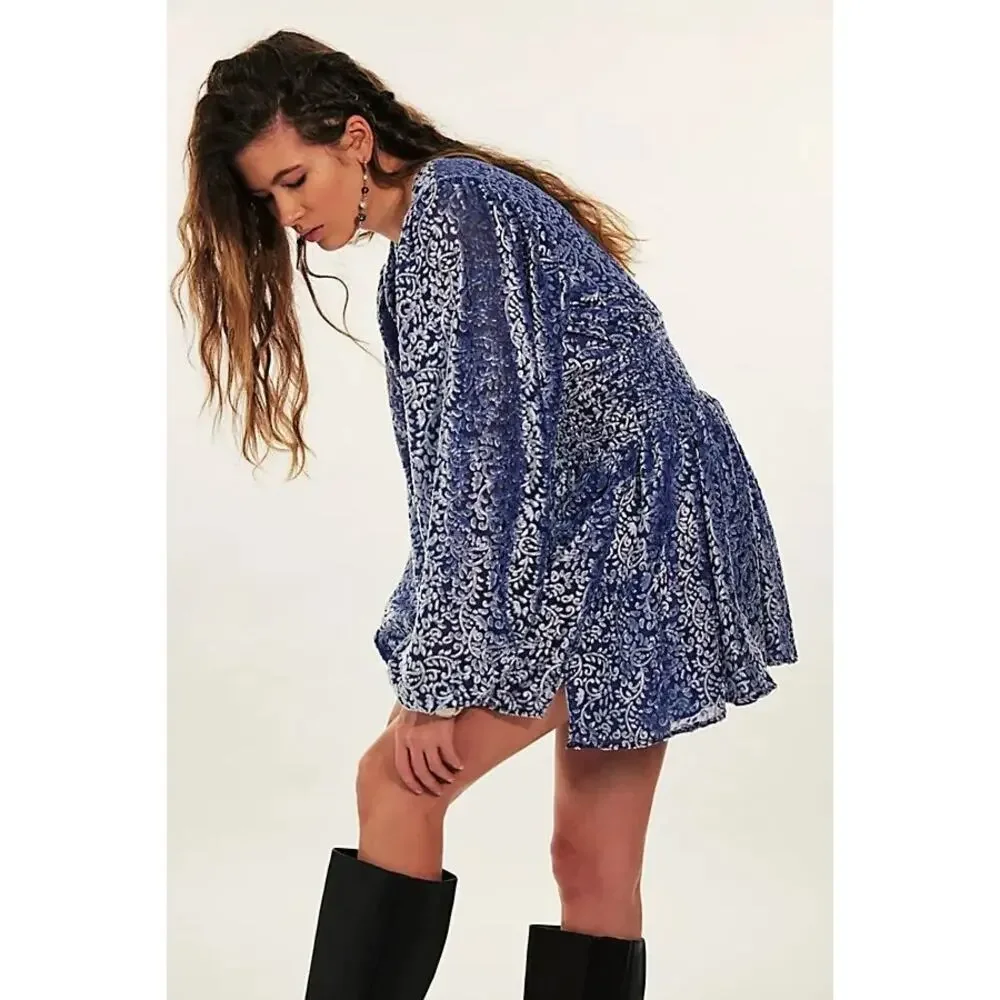 NWT FREE PEOPLE Lapis Mini Dress JEN ROSSI $253 LARGE Sunset Blue  V-NECK Velvet - Picture 3 of 5
